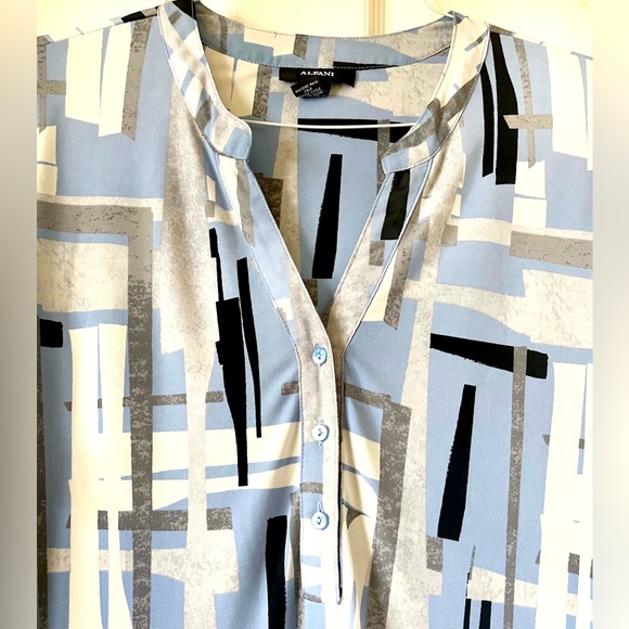 ALFANI women’s 3/4 Flared Sleeve 1/2 Button Front Sz L - Picture 3 of 8